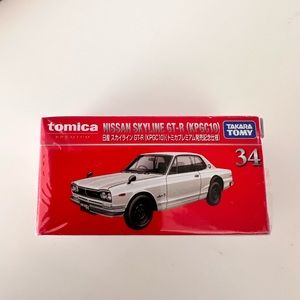 Tokyo Japan tomica Nissan skyline gt-r